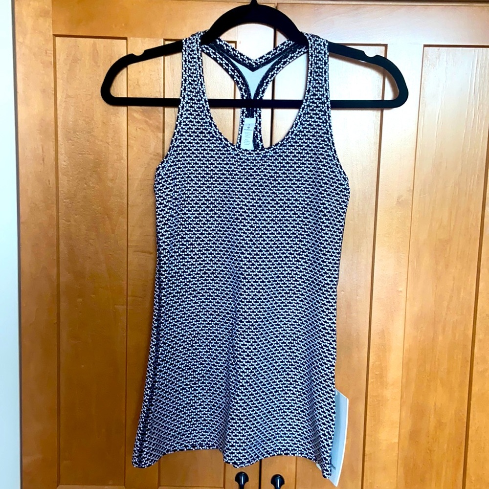 Lululemon Cool Racerback II Nulu ES